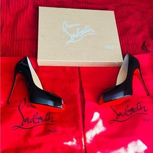 Never Before Worn REAL Christian Louboutin So Kate Red Bottom Pumps Size 7